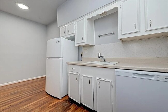 Building Photo - 1219 Autrey St