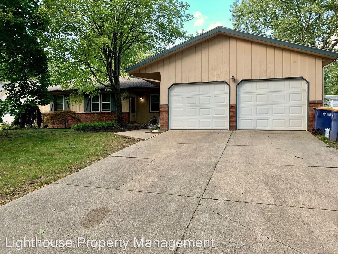 Primary Photo - 2963-2963 Mulford Dr SE