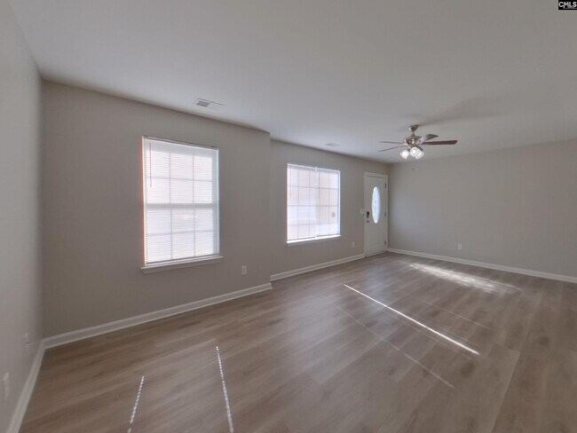 Foto del edificio - 262 Stonewood Dr