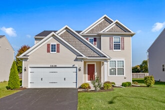 Building Photo - 3628 Birch Ln