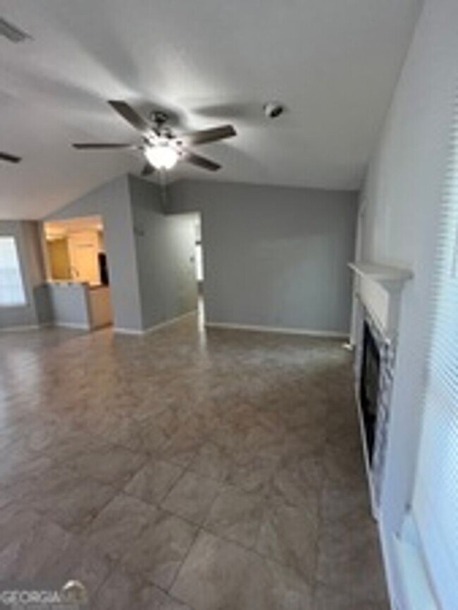 Building Photo - 109 Shearman Way