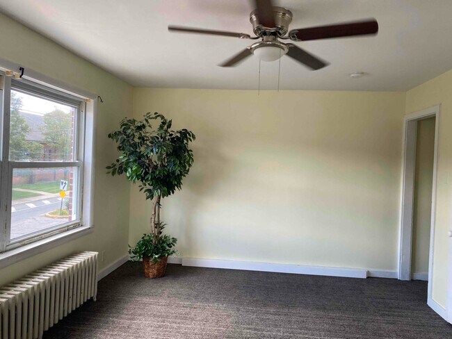 Foto del edificio - 1007 Hanover Ave