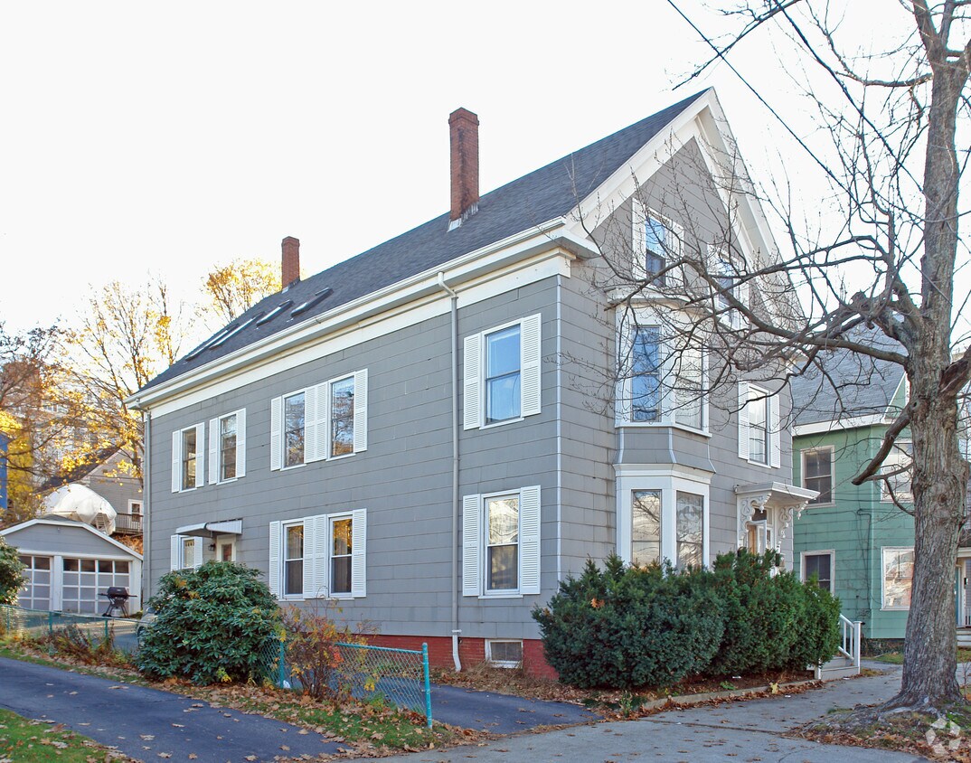 Foto principal - 208 Park Ave