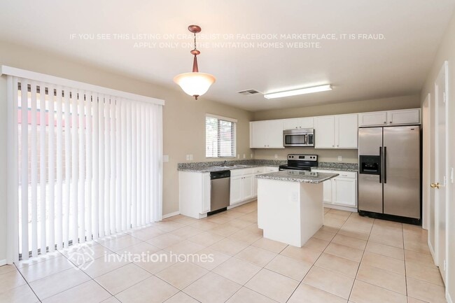 Foto del edificio - 1551 E Betsy Ln