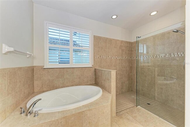 Building Photo - 1310 Cielo Ct