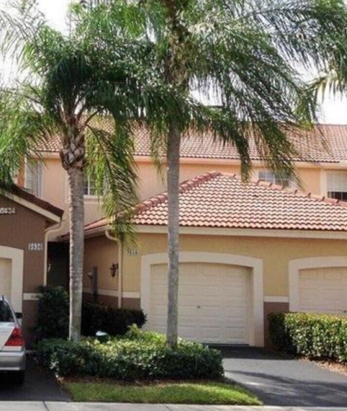3952 San Simeon Ln, Weston, FL 33331 Townhome Rentals in Weston FL