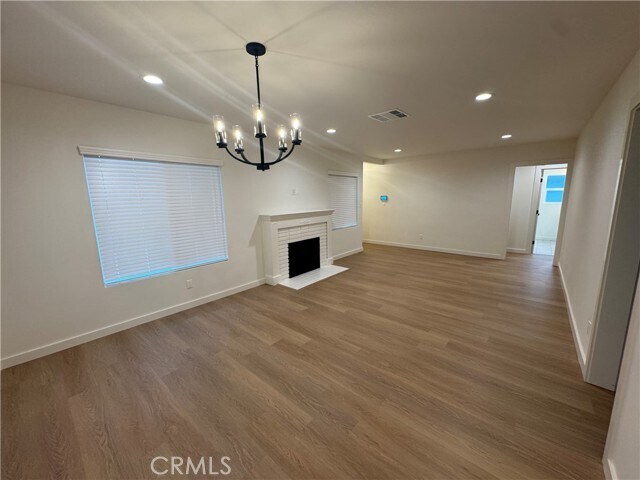 Foto del edificio - 15234 Kingsbury St