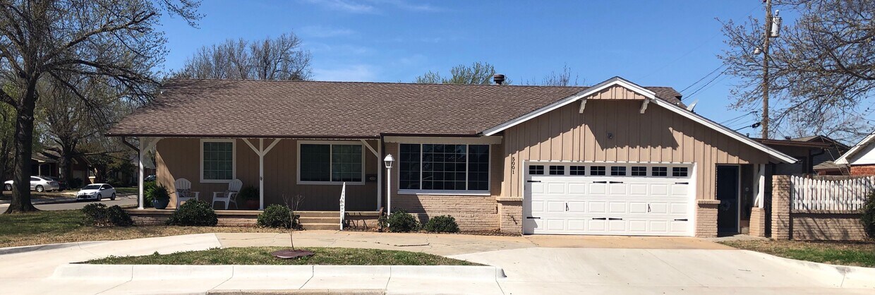 Foto principal - 5001 N Villa Ave