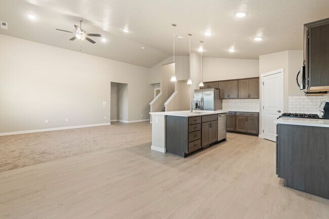 Foto del edificio - SINGLE LEVEL LIVING: 4 Bedroom, 2 Bath Nampa Home w/Upstairs Bonus Room