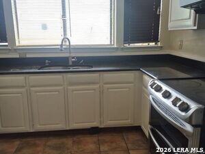 Foto del edificio - 7014 Hickory Ridge Dr