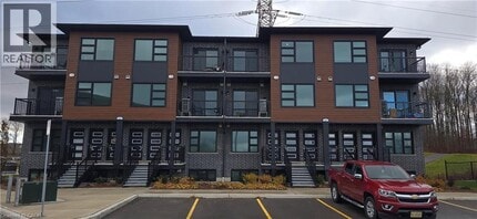 Building Photo - 118 Gravel Ridge Trail