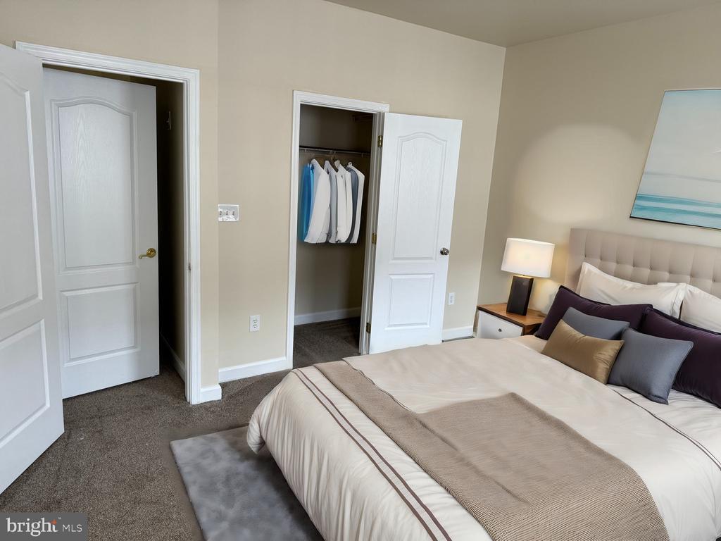 Foto principal - 5543 Hartfield Ave