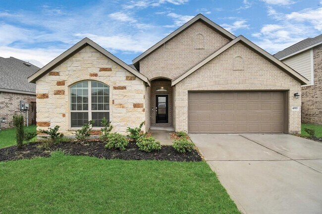 Foto del edificio - 4811 Jasmine Heather Ln