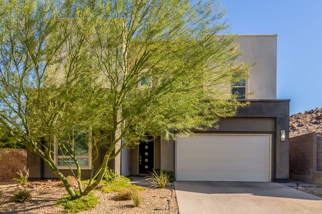 Foto del edificio - Gorgeous modern home in Henderson’s exclus...