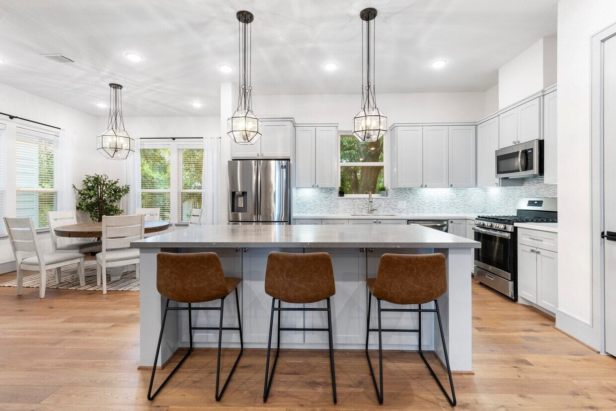 Foto principal - 846 Wakefield Dr