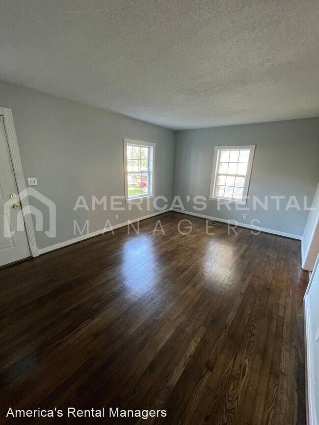 Building Photo - 3 br, 1 bath House - 316 83rd St N