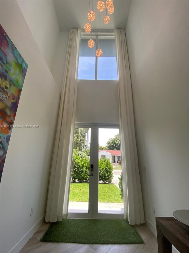 Foto del edificio - 2931 SW 27th Terrace