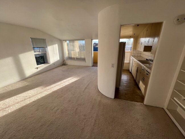 A8 living room and kitchen - 411 California Ave