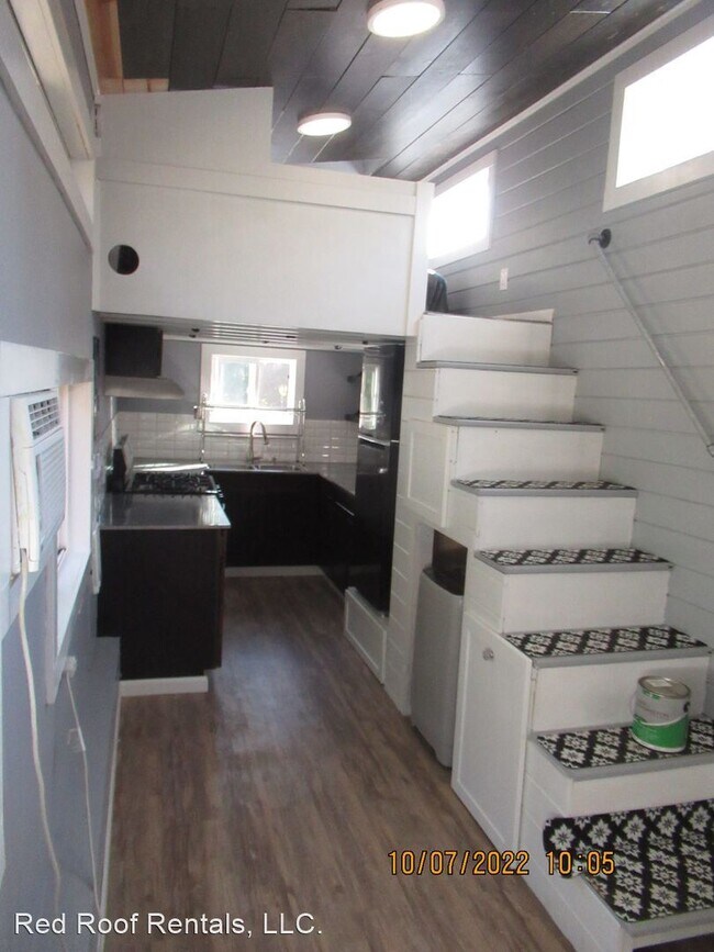 1 br, 1 bath House 6409 1/2 366th St Ct E House Rental in