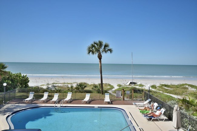 Building Photo - FURNISHED - Beach front Vacation rental