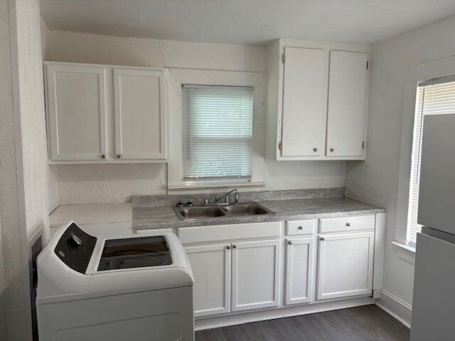 Building Photo - 1491 Fleming St
