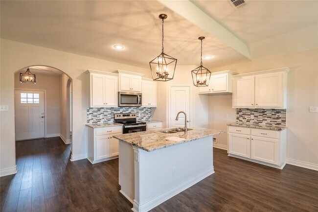 Foto del edificio - 8202 Grant Ln