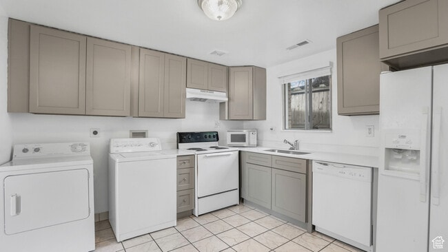 Building Photo - 434 S 700 W
