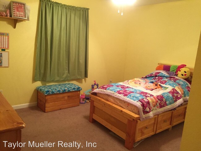 Foto del edificio - 3 br, 2 bath House - 107 Indian Woods Rd