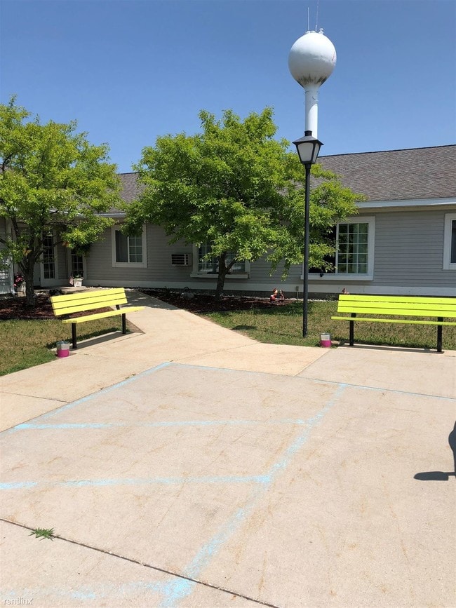 Fieldstone Manor Apartments Apartments Posen, MI