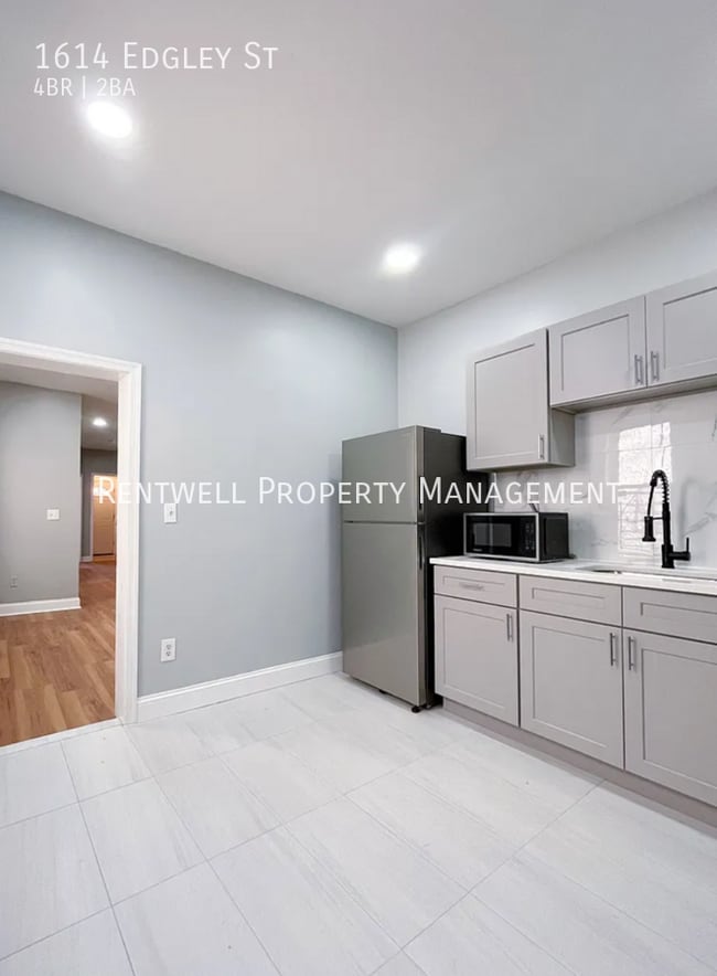 Photo - 1614 Edgley St House