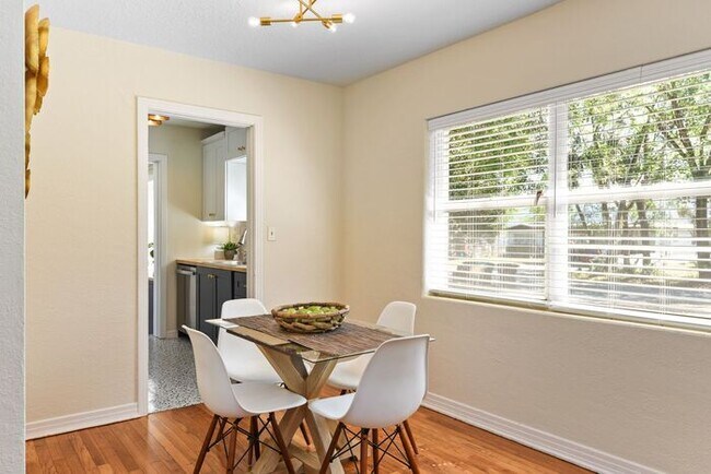 Foto del edificio - Charming bungalow in Winter Park