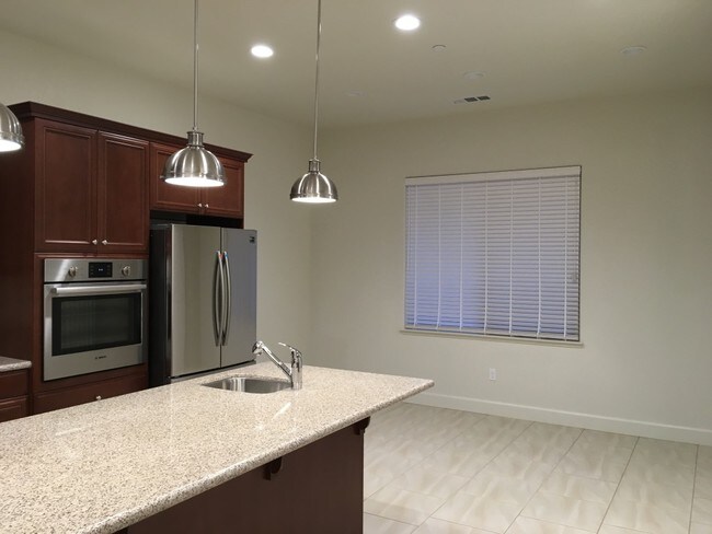 Building Photo - 3740 Vernazza Ct