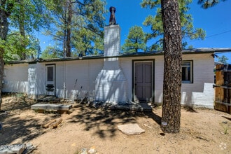 Building Photo - 1623 Idylwild Rd