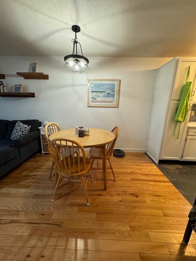 Building Photo - 74 Dunvegan Woods