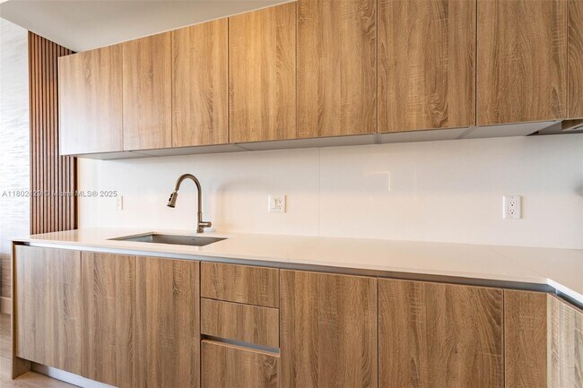 Foto del edificio - 2960 NE 207th St