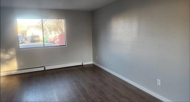 Foto del edificio - 523 1/2 Gardner Way