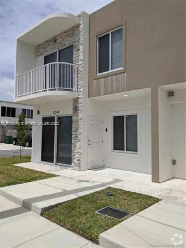 Apartments for Rent in 33032