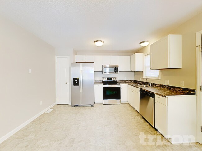 Foto del edificio - 1428 Smokey Mountain Dr