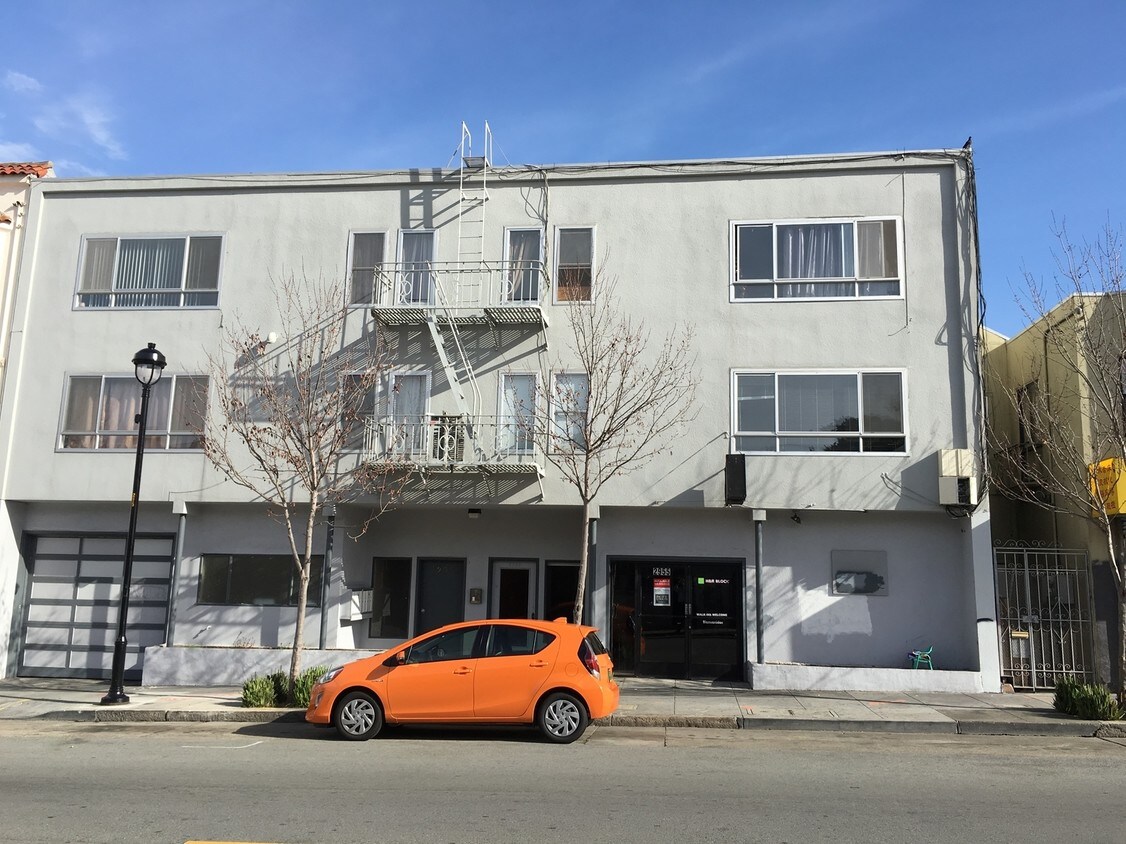 Foto principal - 2951-2955 San Bruno Ave