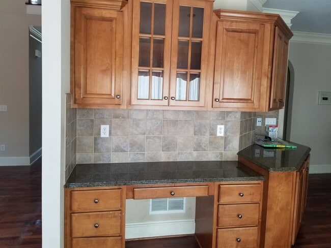 Building Photo - 2209 Talbott Ct