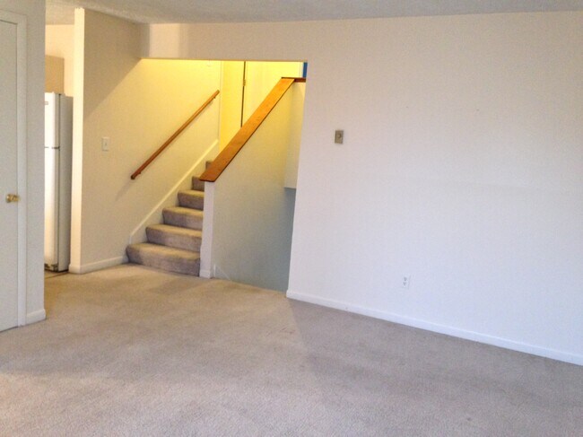 Building Photo - 3717 Appian Way
