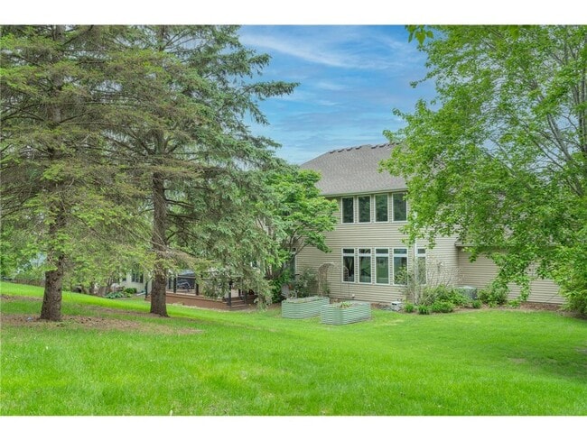 Building Photo - 14941 Camdon Hill