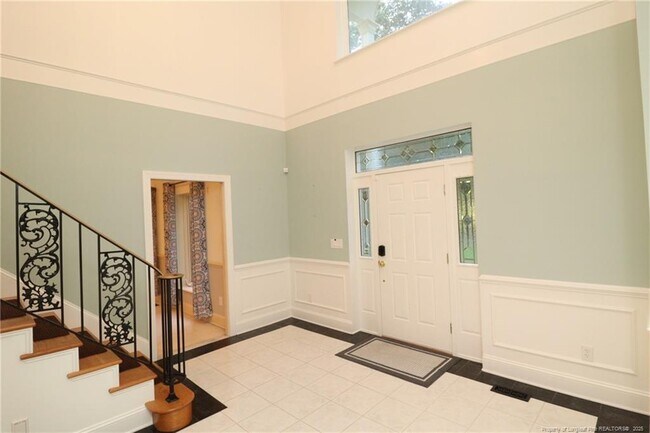 Foto del edificio - 125 Windy Ridge Rd
