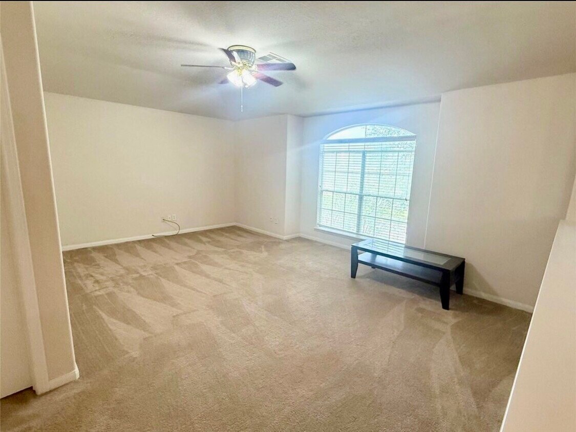 Building Photo - 1731 Harvey St