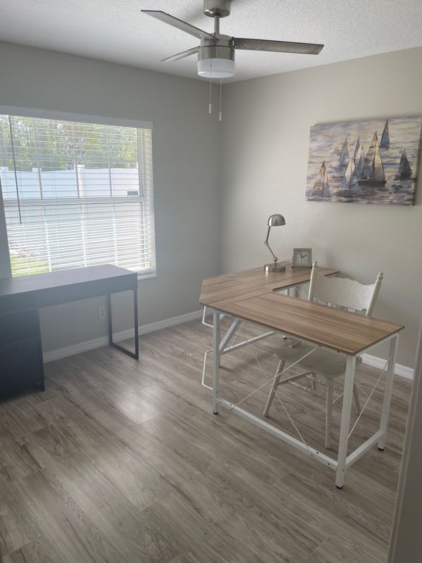 Building Photo - 2 Unity Ct