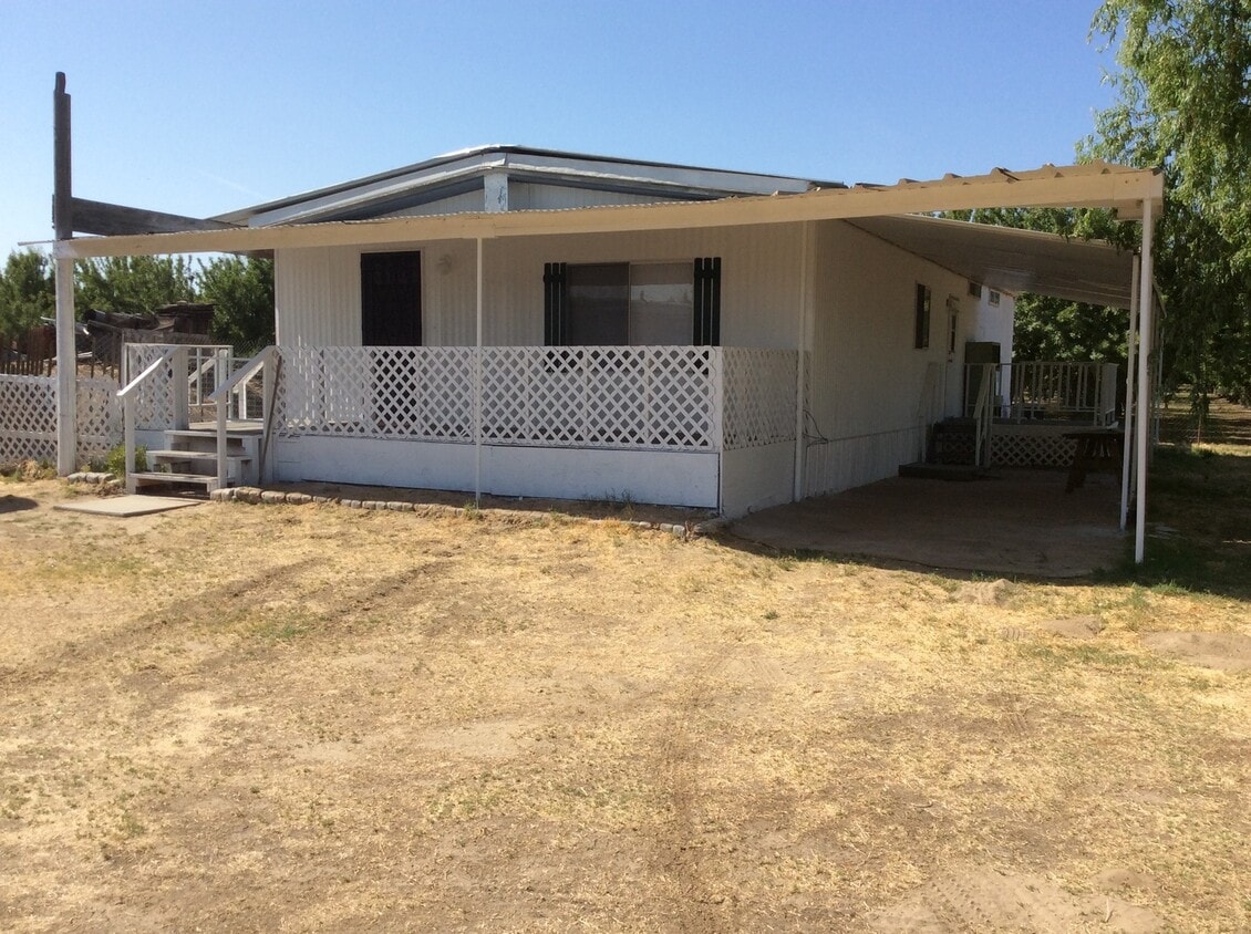 Primary Photo - Modular Home in the Country
