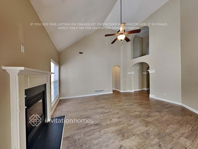 Foto del edificio - 467 Greyhawk Way
