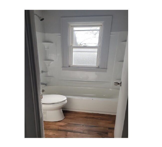 Building Photo - 15766 Woodingham Dr