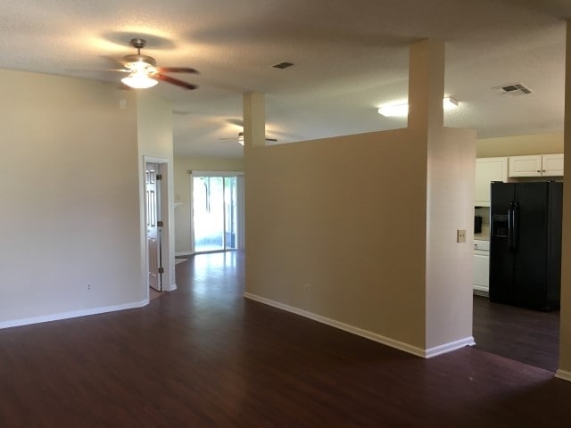 Building Photo - 1836 Northglen Cir