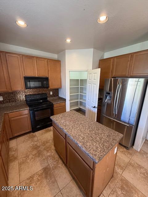 Building Photo - 3918 S 100th Glen